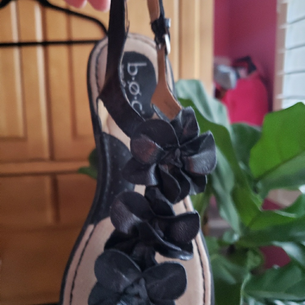 b.o.c Leather sandals